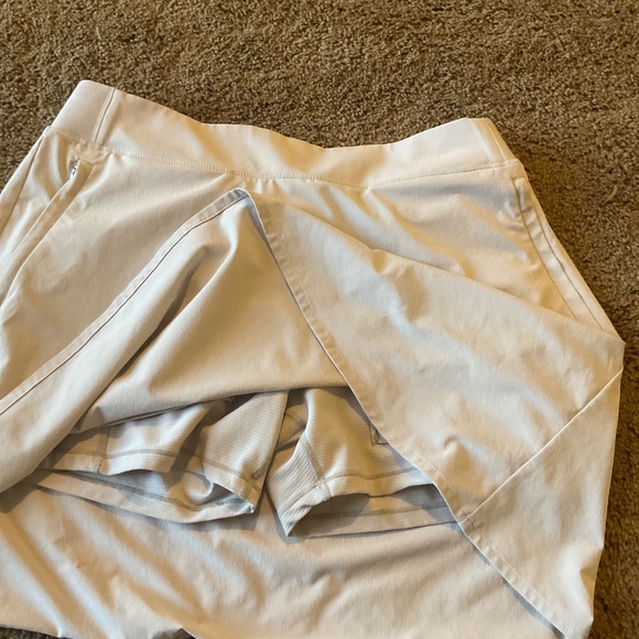 Athleta skort - Picture 2 of 5